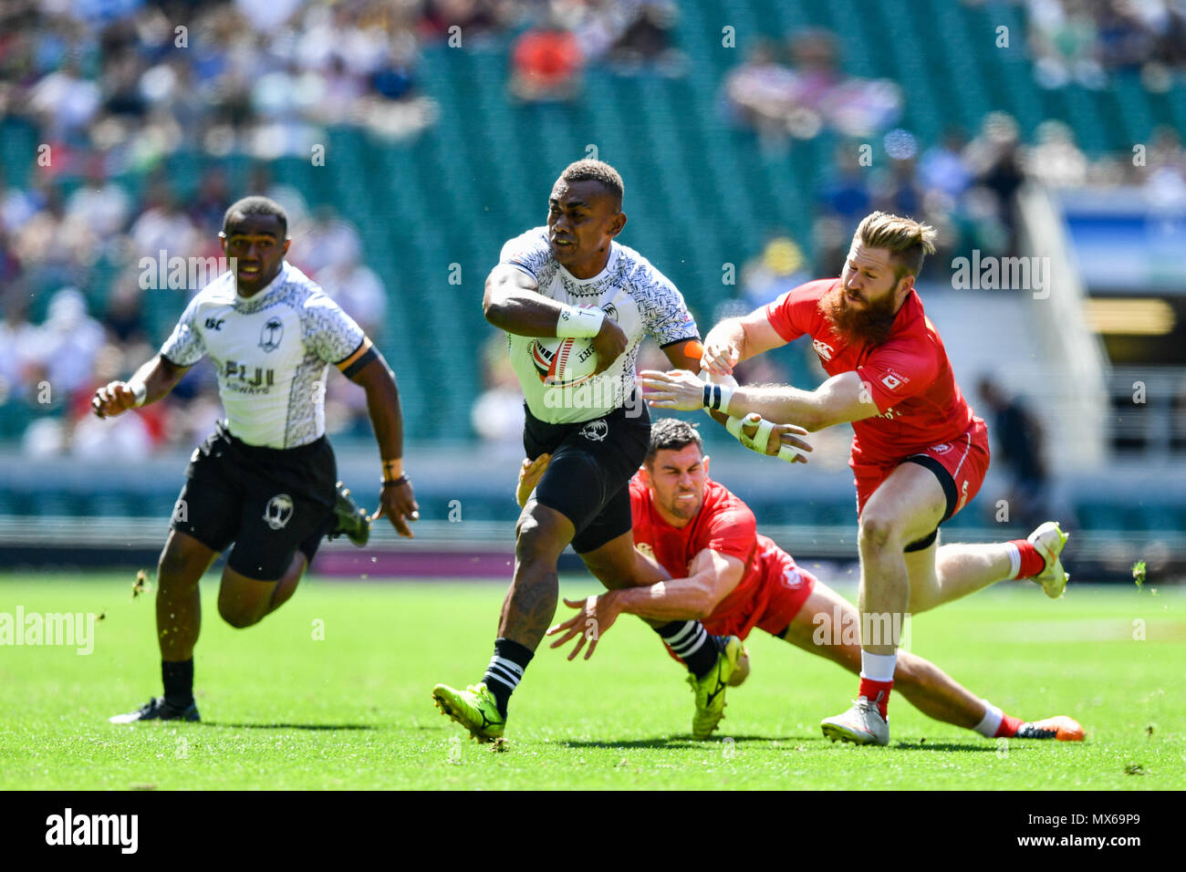 Twickenham Stadium, London, UK. 3 Jun, 2018. Wurde während der HSBC World Rugby Sevens Serie London angegangen: Cup Viertelfinale - Fidschi vs Kanada bei Twickenham Stadion am Sonntag, den 03. Juni 2018. ENGLAND, LONDON. Credit: Taka G Wu Credit: Taka Wu/Alamy leben Nachrichten Stockfoto