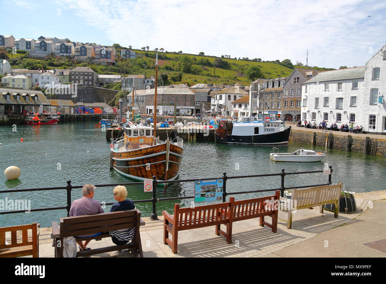 Blick auf den Hafen der Stadt Mevagissey Cornwall, Cornwall, Großbritannien Stockfoto