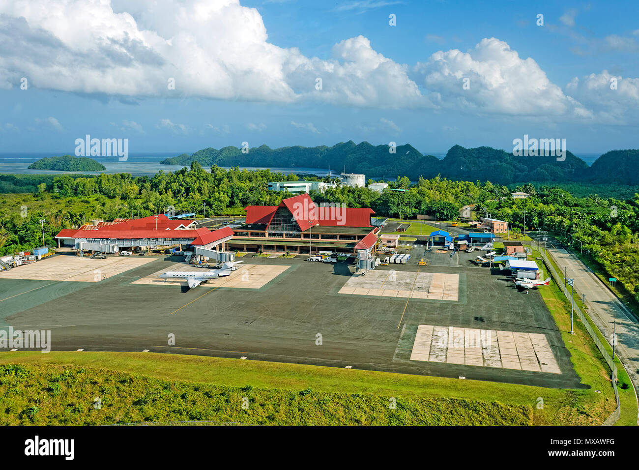 Luftaufnahme vom Flughafen von Palau, Mikronesien, Asien | Flughafen von Palau, Luftaufnahme, Mikronesien, Asien Stockfoto