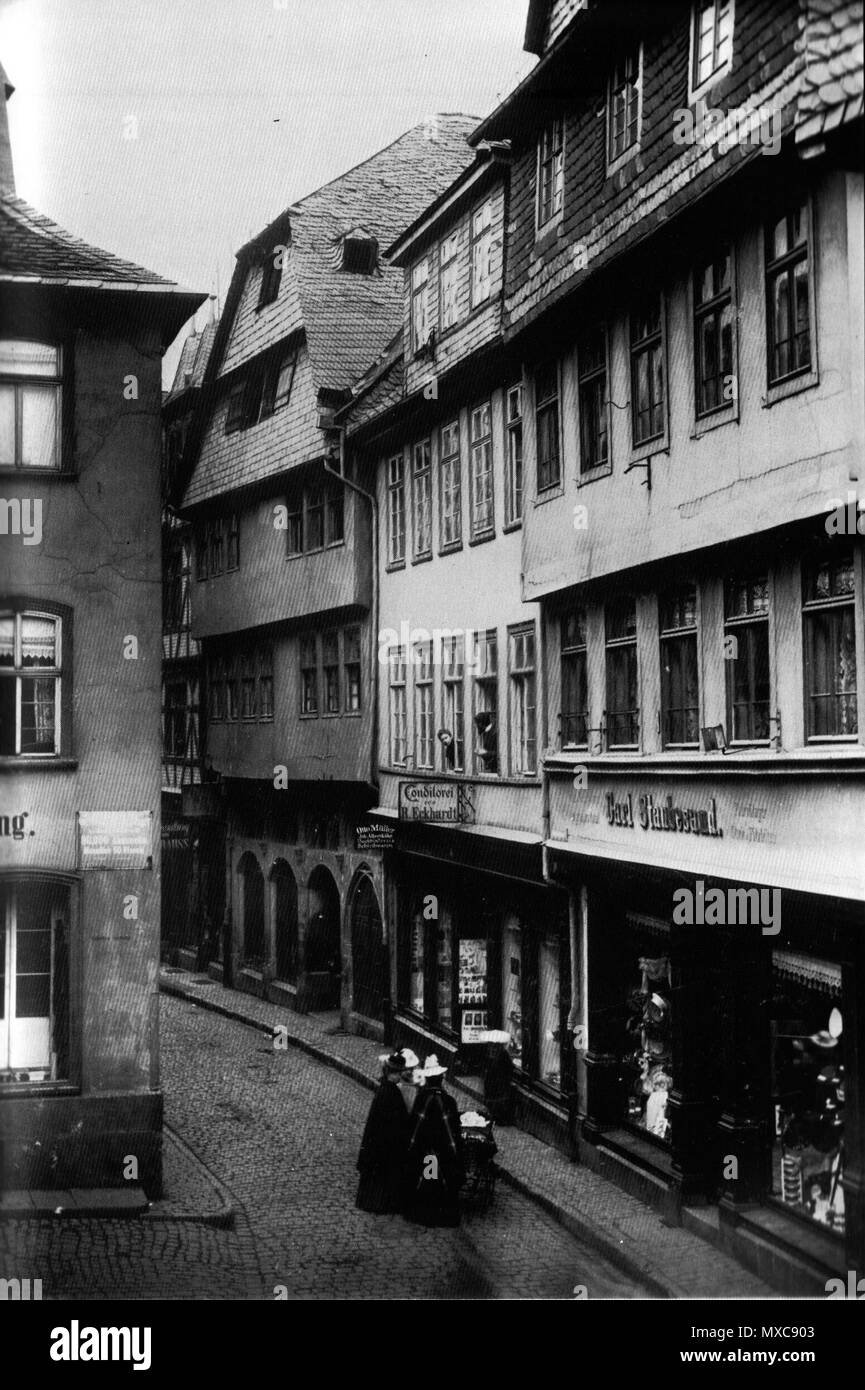 . Wettergasse 4 (chippelsches Haus'), 3, 2, 1 Vor 1900. Fotograf: unbekannt. 17. Januar 2008. McLeod 395 Marburg Wettergasse 1-4 pre-1900 Stockfoto