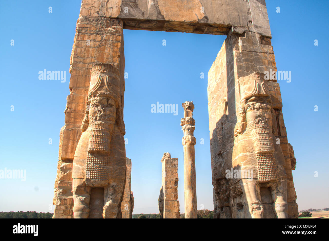 Antike Stadt In Persien 4 Buchstaben Kreuzworträtsel Alte Persische Statue Stockfotos und -bilder Kaufen - Alamy