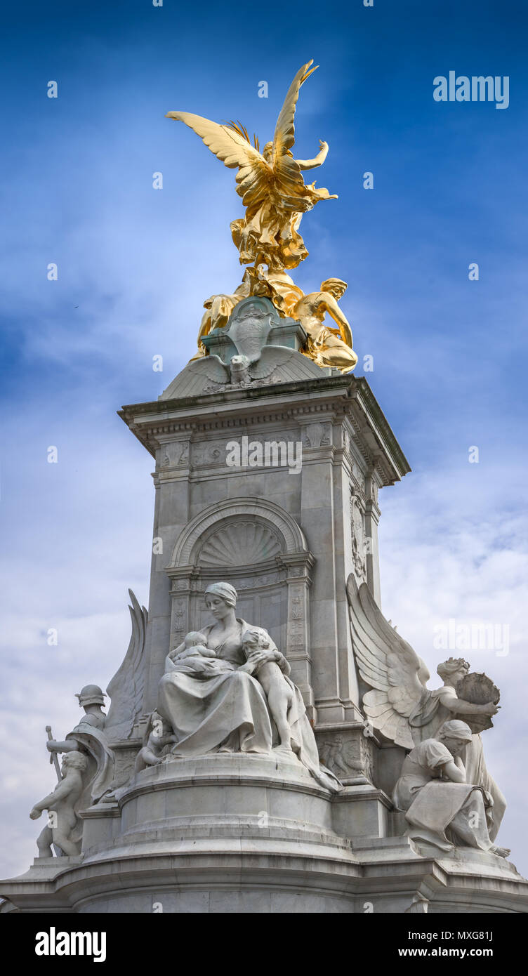 Die Queen Victoria Memorial, zeigt die Seite mit Blick auf den Buckingham Palace. Stockfoto