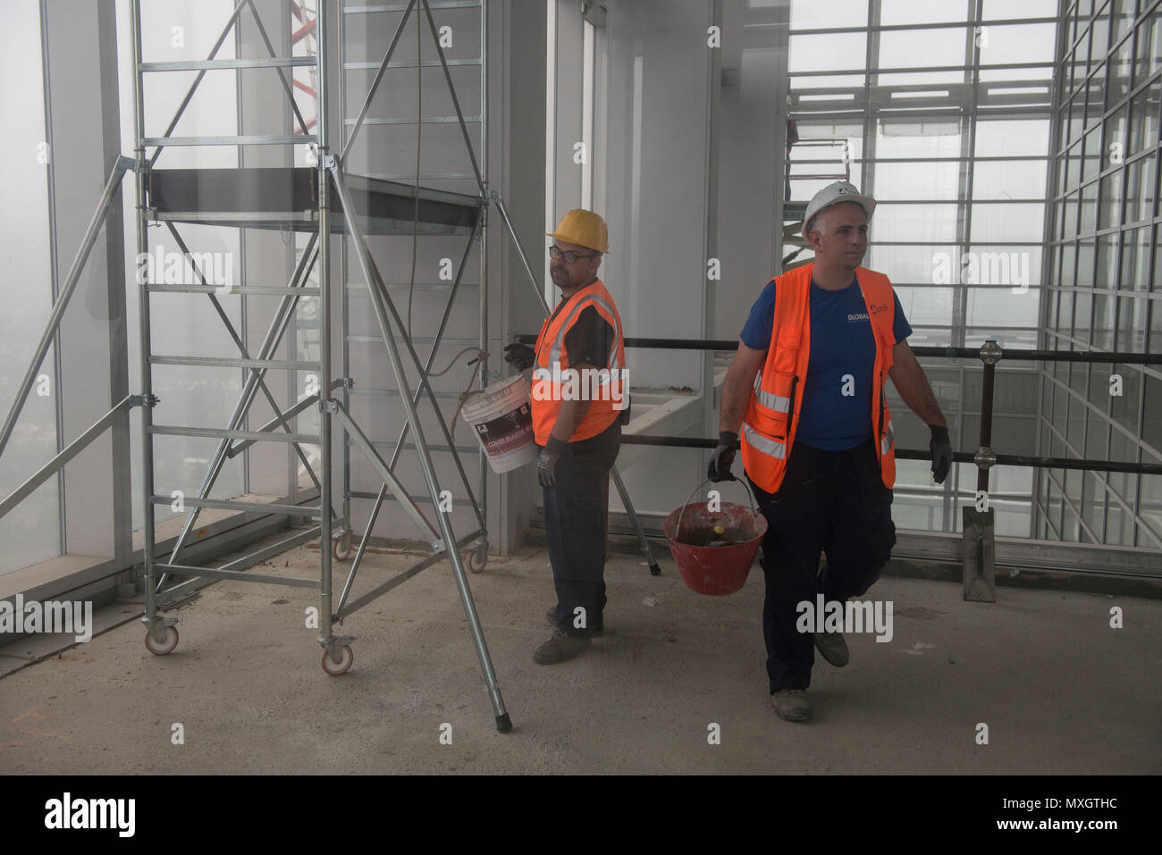 Juni 4, 2018 - Turin, Italy-June 4, 2018: Regione Skyscraper Presse Besuch der Baustelle Credit: Stefano Guidi/ZUMA Draht/Alamy leben Nachrichten Stockfoto