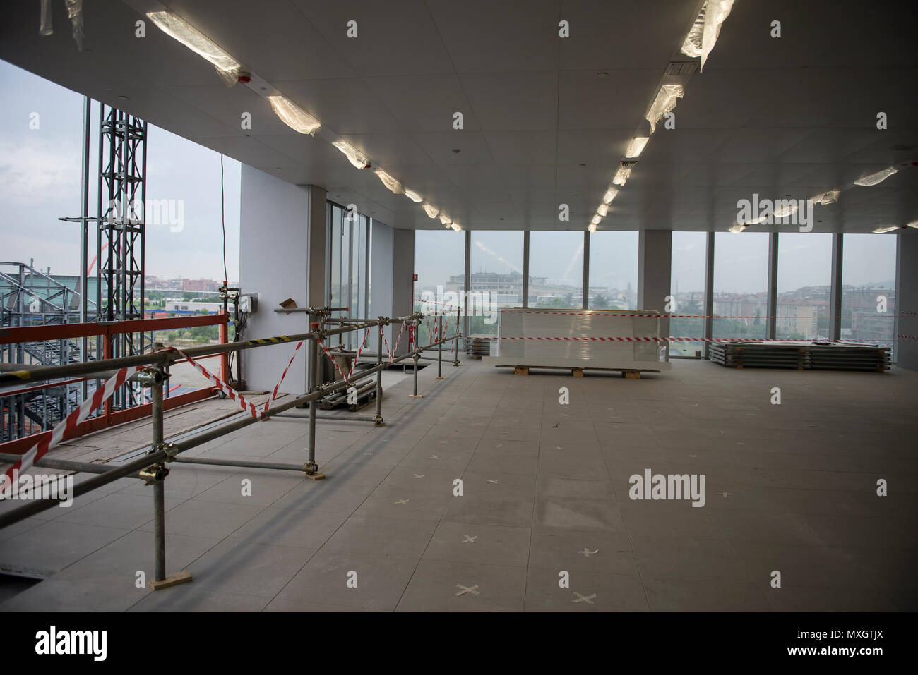 Juni 4, 2018 - Turin, Italy-June 4, 2018: Regione Skyscraper Presse Besuch der Baustelle Credit: Stefano Guidi/ZUMA Draht/Alamy leben Nachrichten Stockfoto