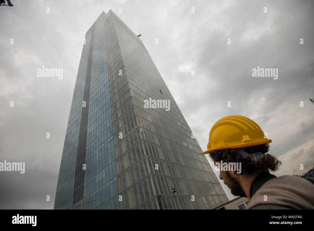 Juni 4, 2018 - Turin, Italy-June 4, 2018: Regione Skyscraper Presse Besuch der Baustelle Credit: Stefano Guidi/ZUMA Draht/Alamy leben Nachrichten Stockfoto