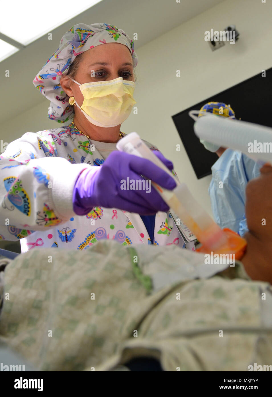 Perioperative Krankenschwester Stockfotos Und Bilder Kaufen Alamy