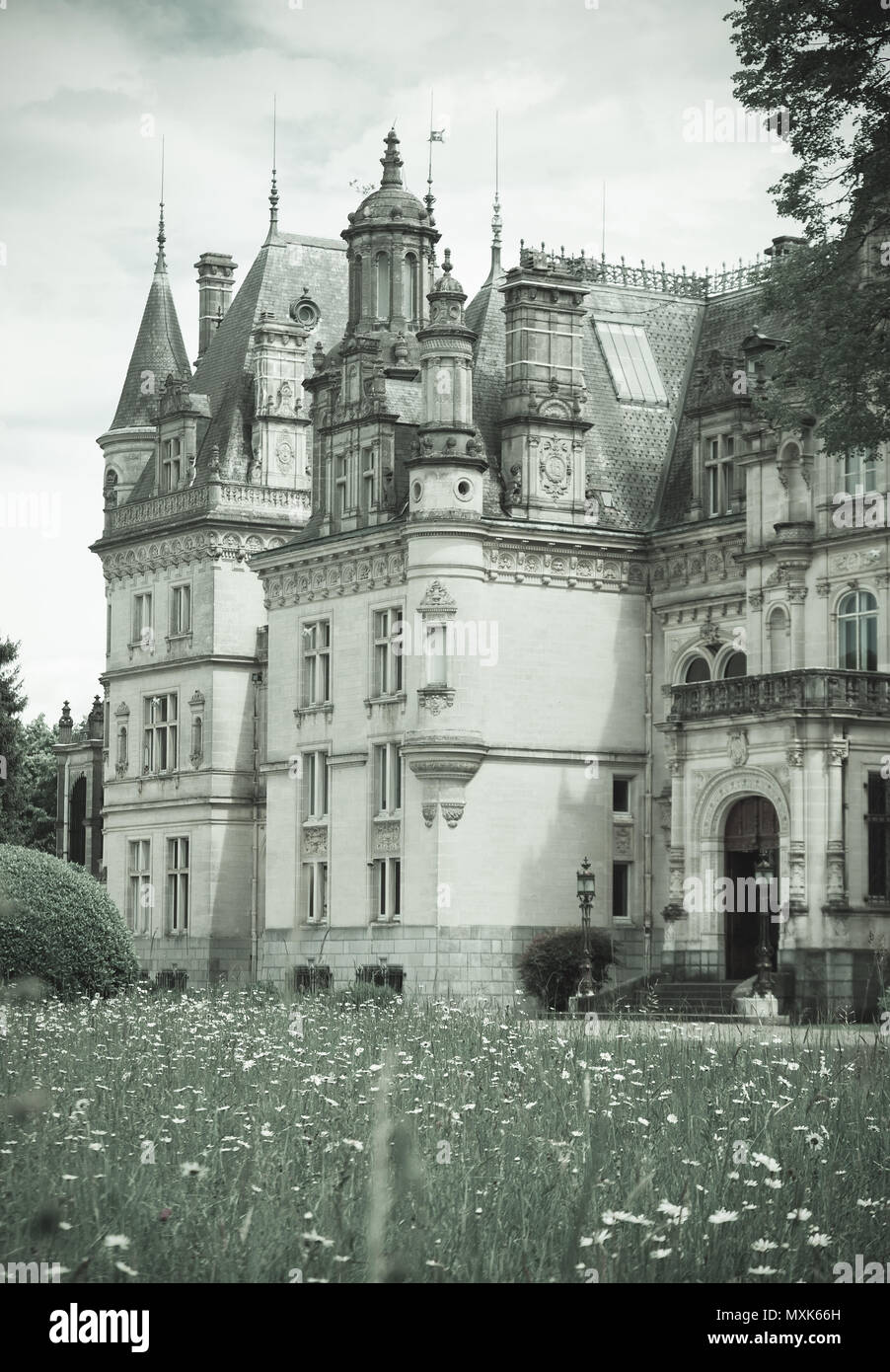 Bild des historischen Gegenstand in Frankreich Montrejeau Schloss von Valmirande Stockfoto
