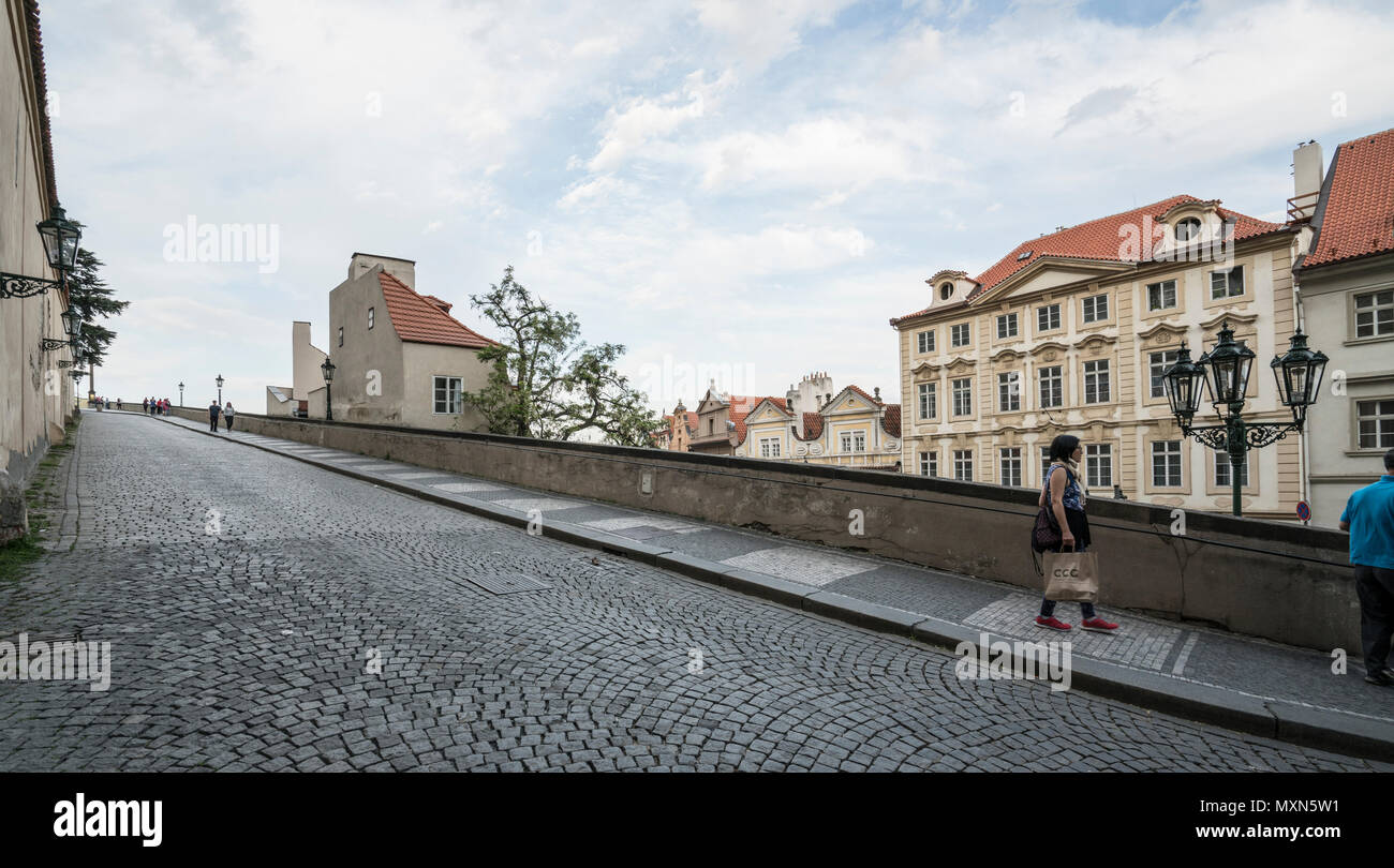 Die Aussicht auf den Aufstieg auf der Prager Burg, in der Tschechischen Republik Stockfoto