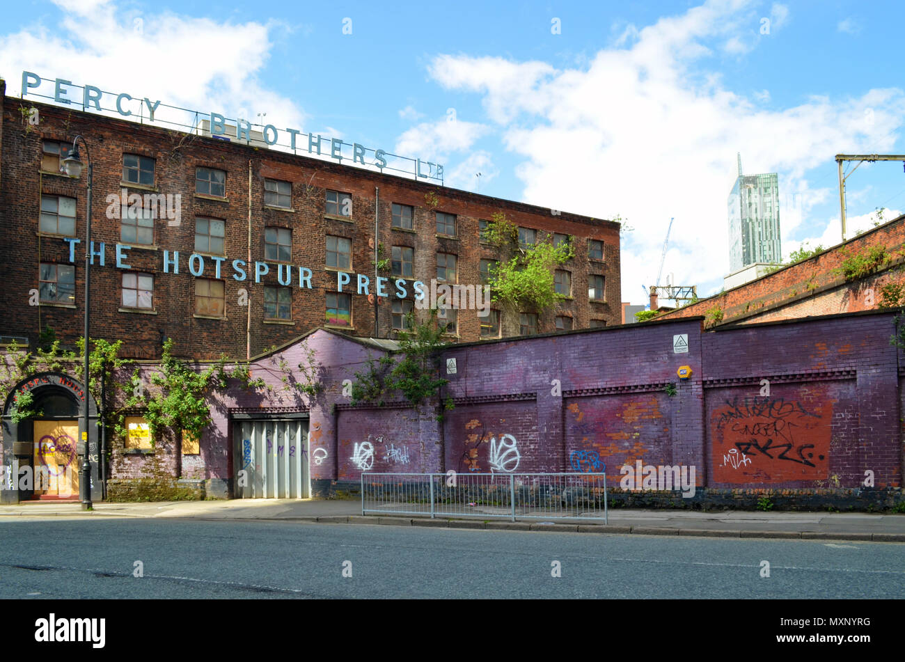 Das verlassene Hotspur drücken Sie Gebäude, dem ehemaligen Baumwolllager, auf Cambridge Street, Manchester Stockfoto