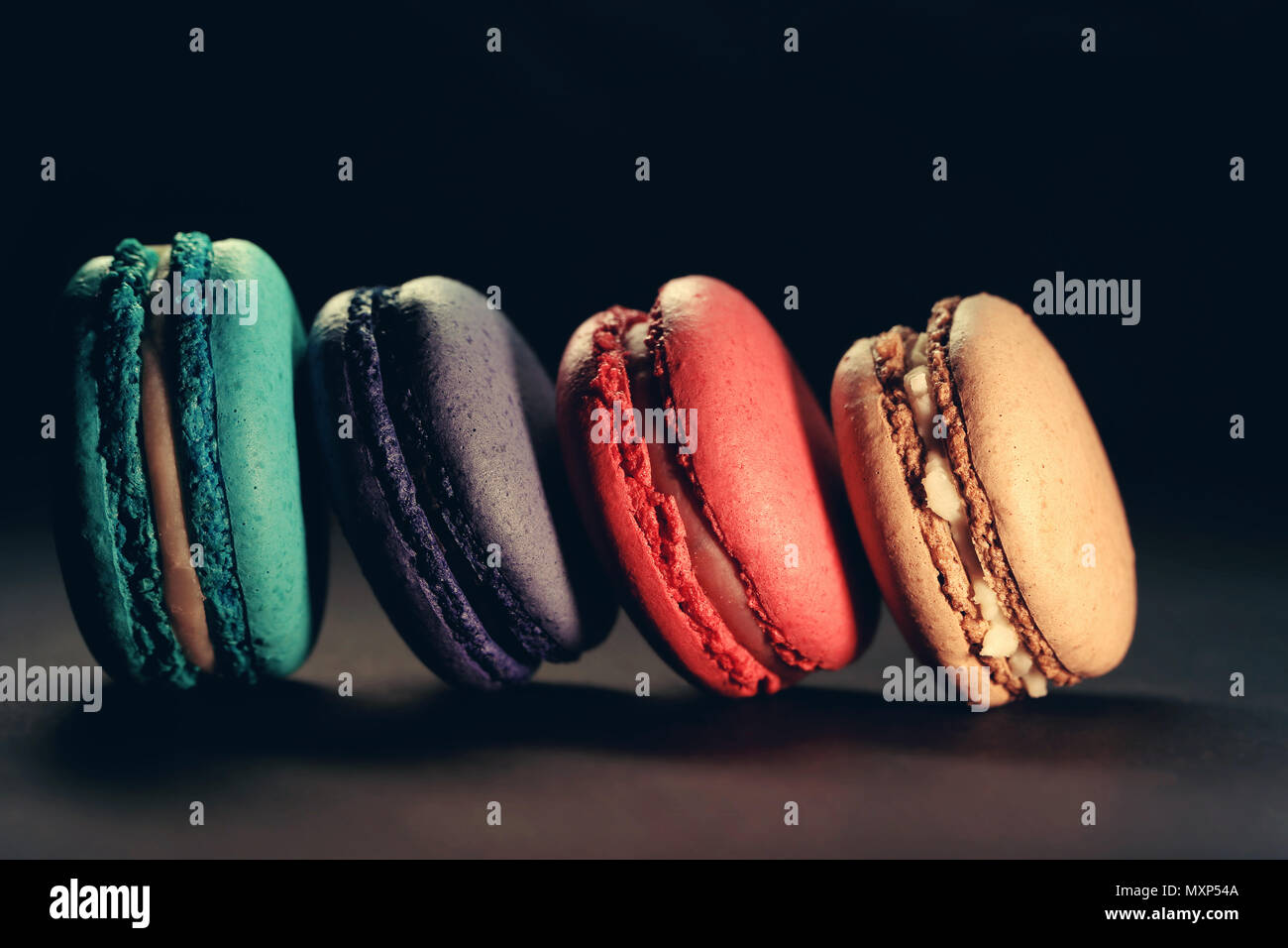 Schöne bunte Makronen essen Foto close up Stockfoto