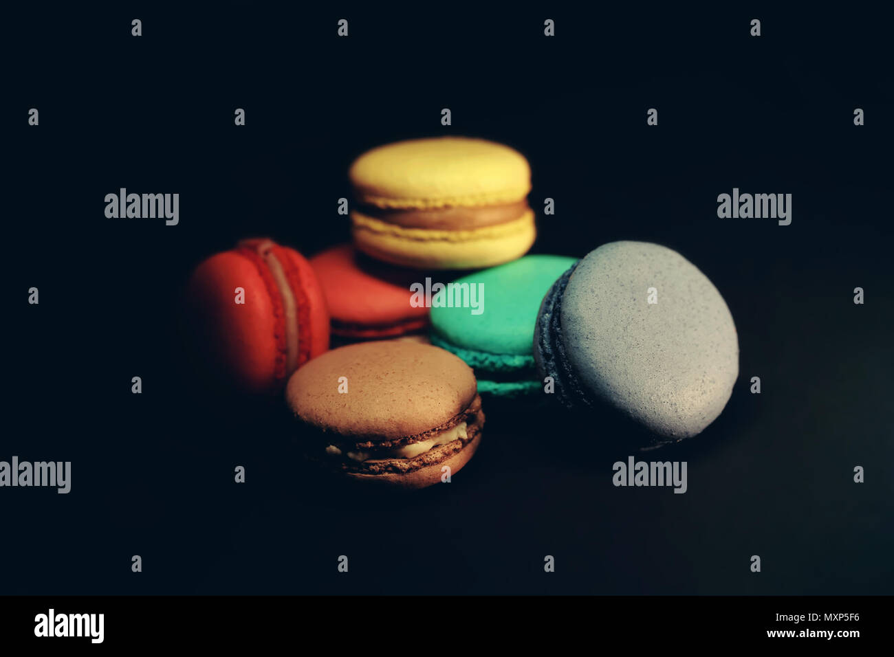 Schöne bunte Makronen essen Foto close up Stockfoto