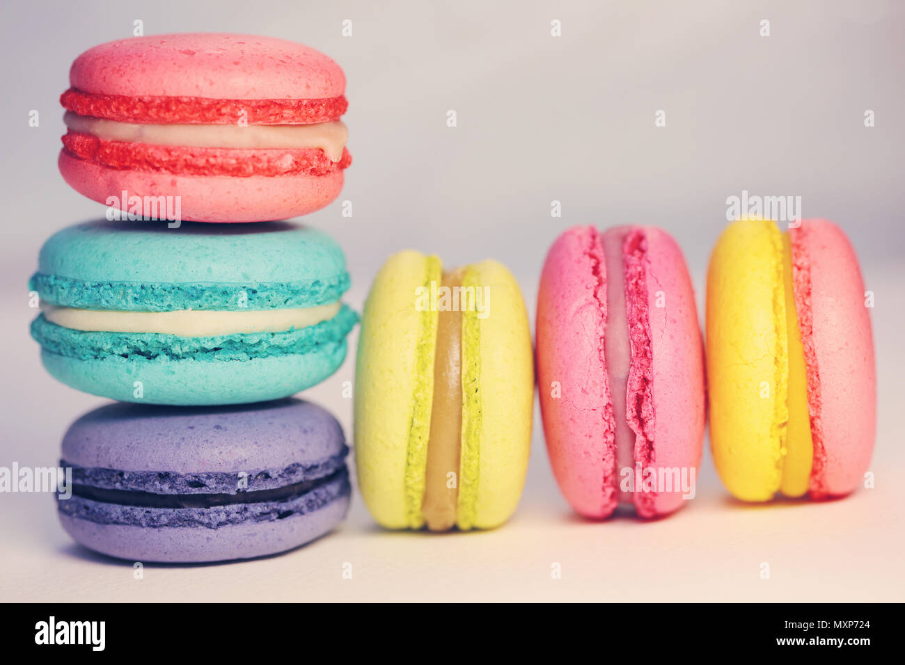 Schöne bunte Makronen essen Foto close up Stockfoto