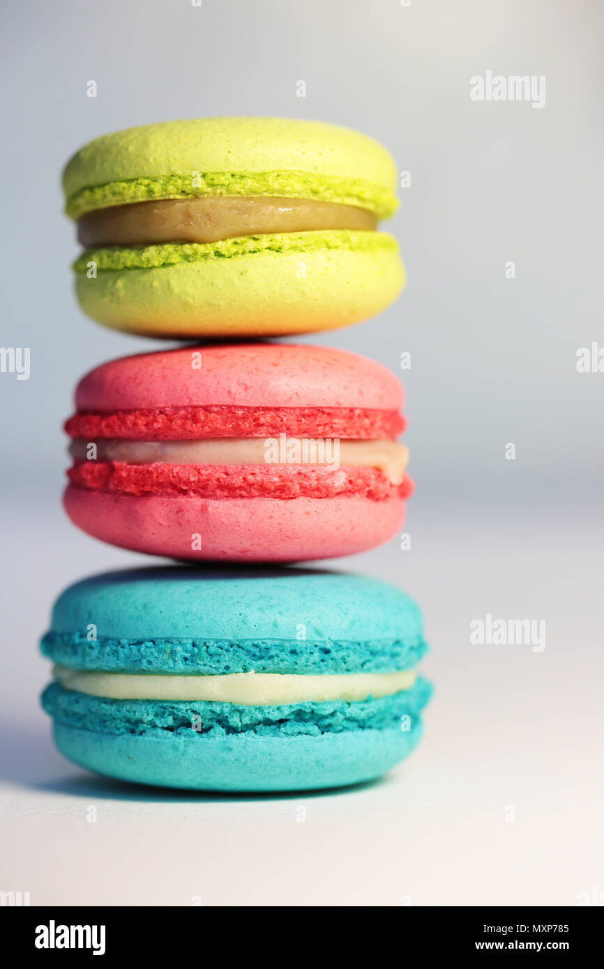 Schöne bunte Makronen essen Foto close up Stockfoto