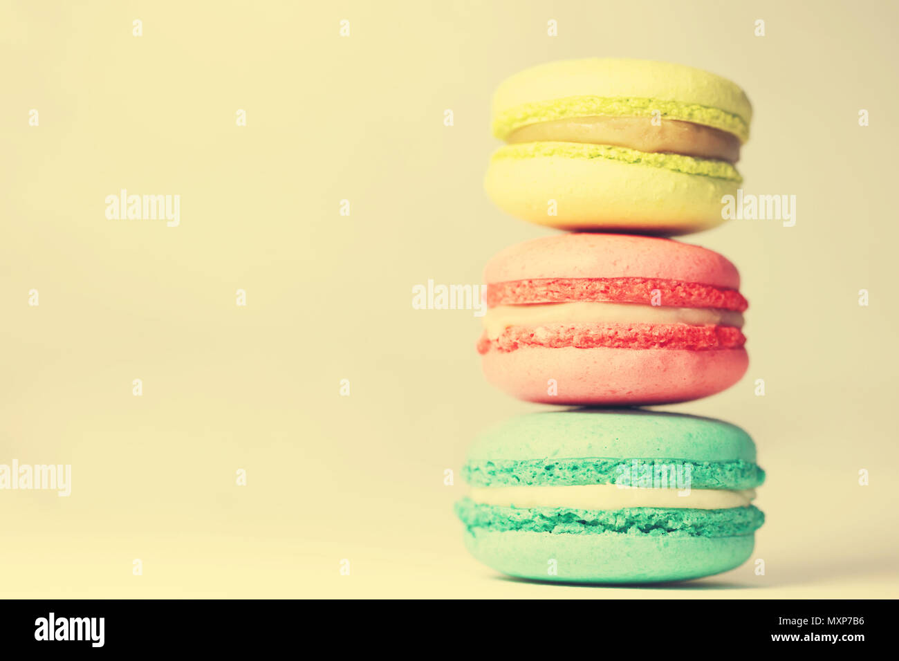 Schöne bunte Makronen essen Foto close up Stockfoto