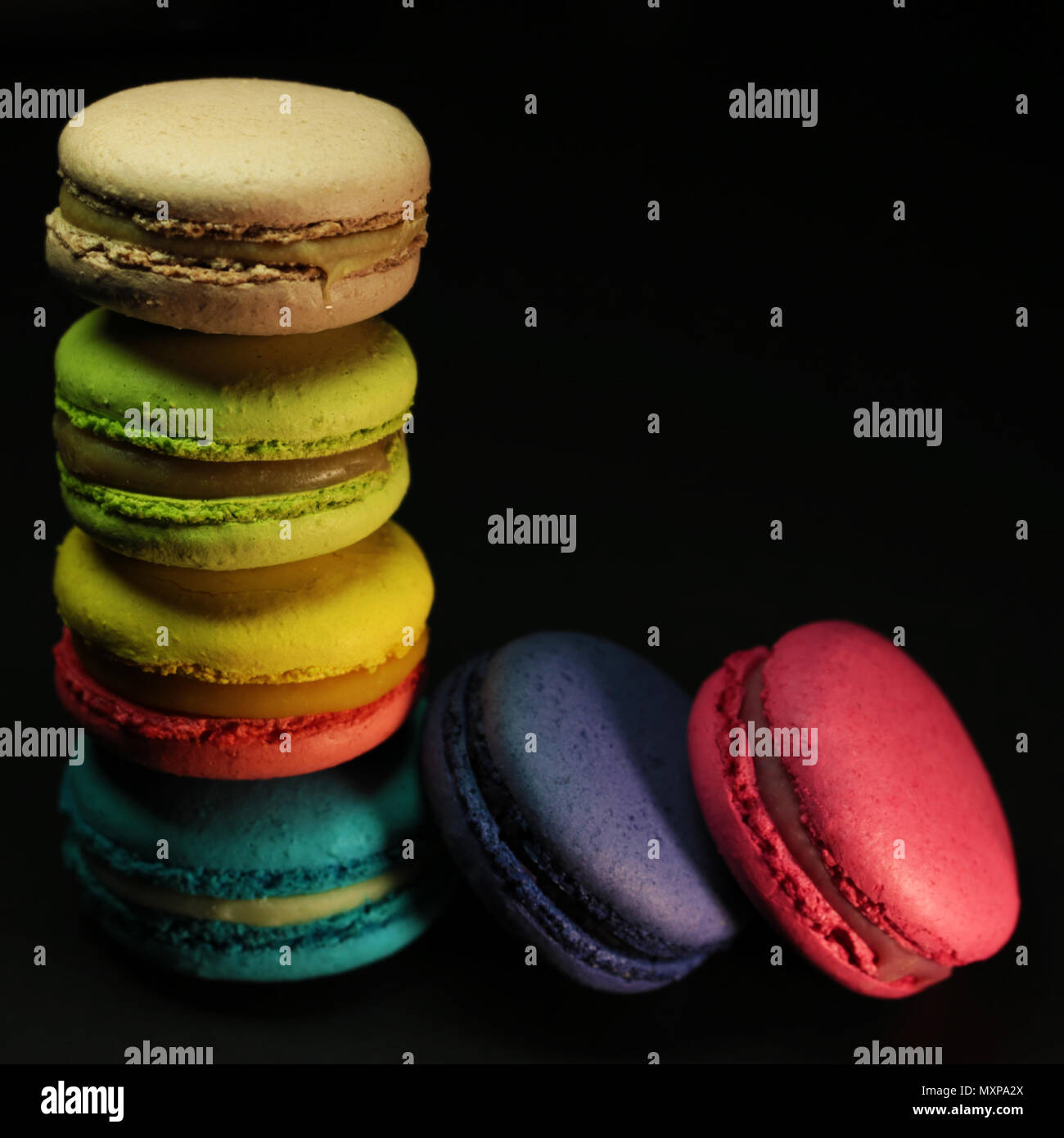 Schöne bunte Makronen essen Foto close up Stockfoto