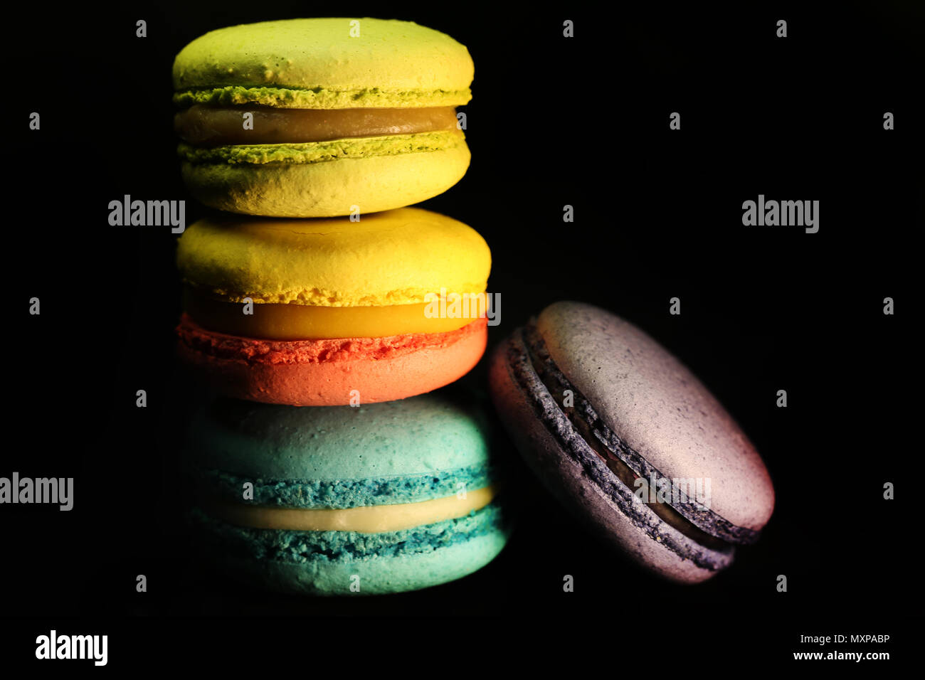 Schöne bunte Makronen essen Foto close up Stockfoto