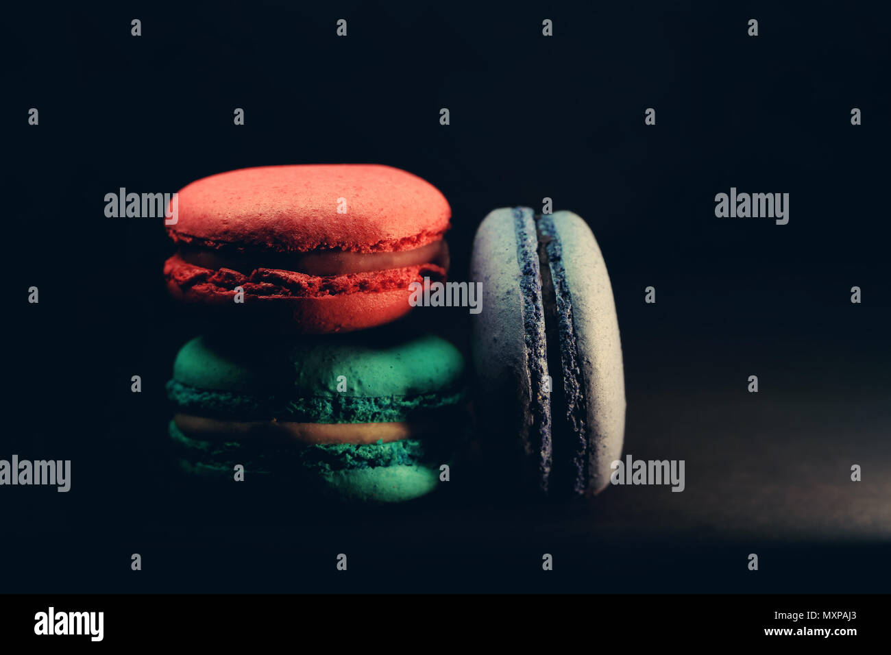 Schöne bunte Makronen essen Foto close up Stockfoto