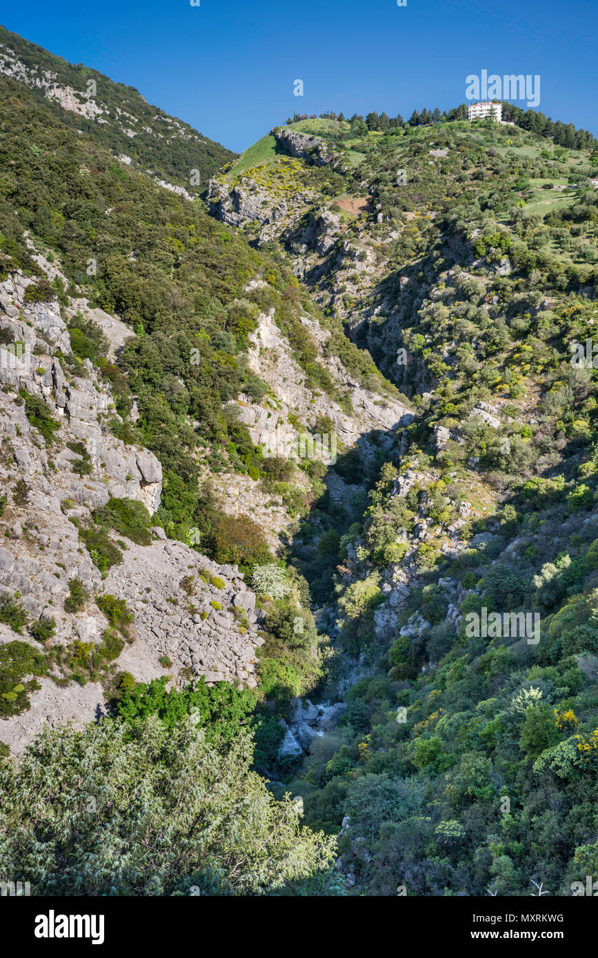 Abisso del Bifurto Bifurto (Abgrund), in der Nähe von Cerchiara di Calabria, Polinno Massiv, südlichen Apennin, Nationalpark Pollino, Kalabrien, Italien Stockfoto