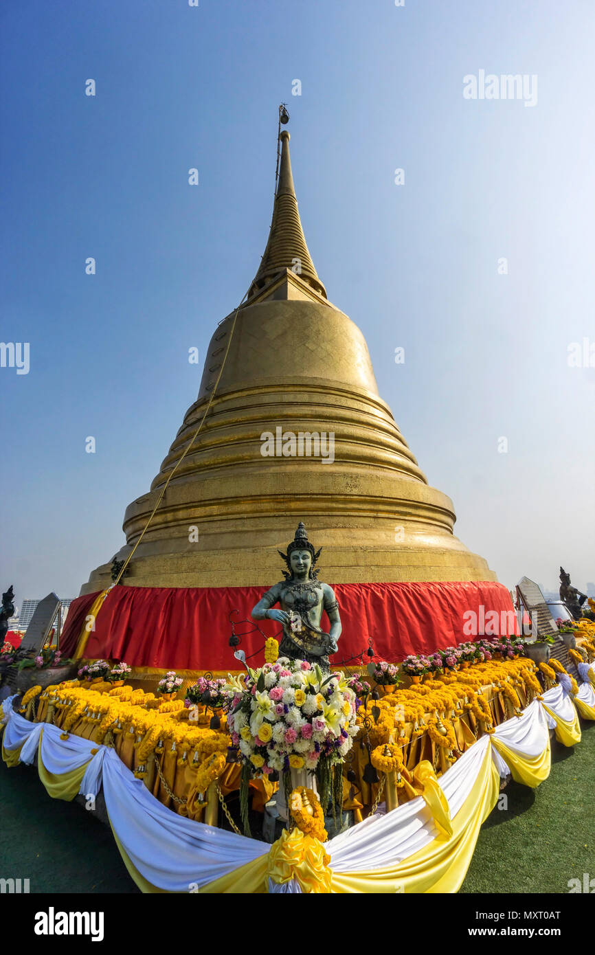 Wat Saket, Golden Mount Temple, Phu Khao Thong, goldene Chedi, Bangkok, Thailand Stockfoto