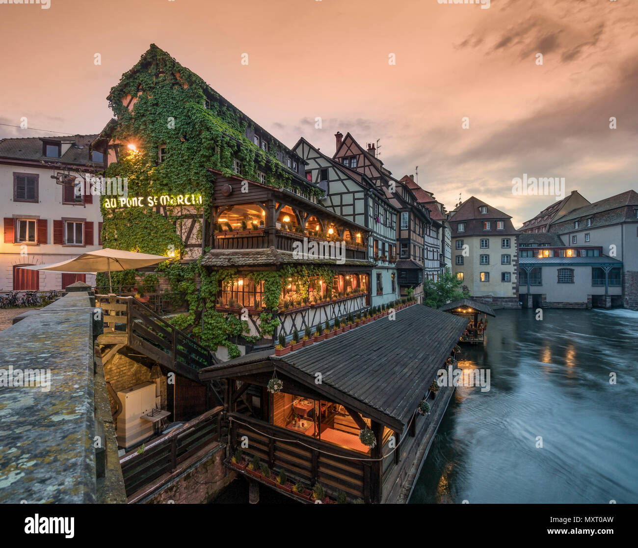 La Petite France, Au Pont St. Martin Restaurant, Strasbourg, Strassburg, Frankreich