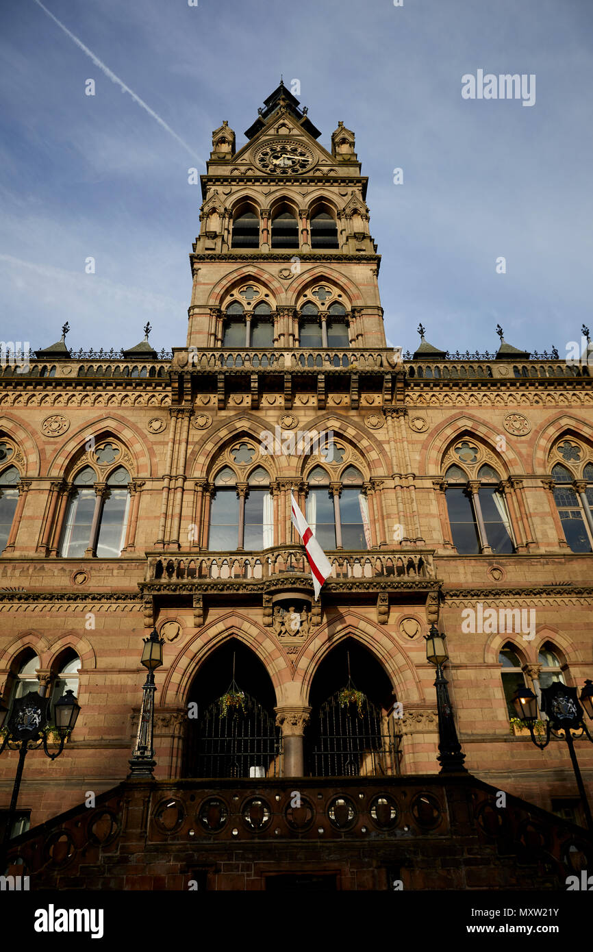 Wahrzeichen Gothic Revival Chester Rathaus Northgate Street Stadt Chester, Cheshire, England. benannte Grad II * denkmalgeschützte Gebäude von Architekt Willi Stockfoto
