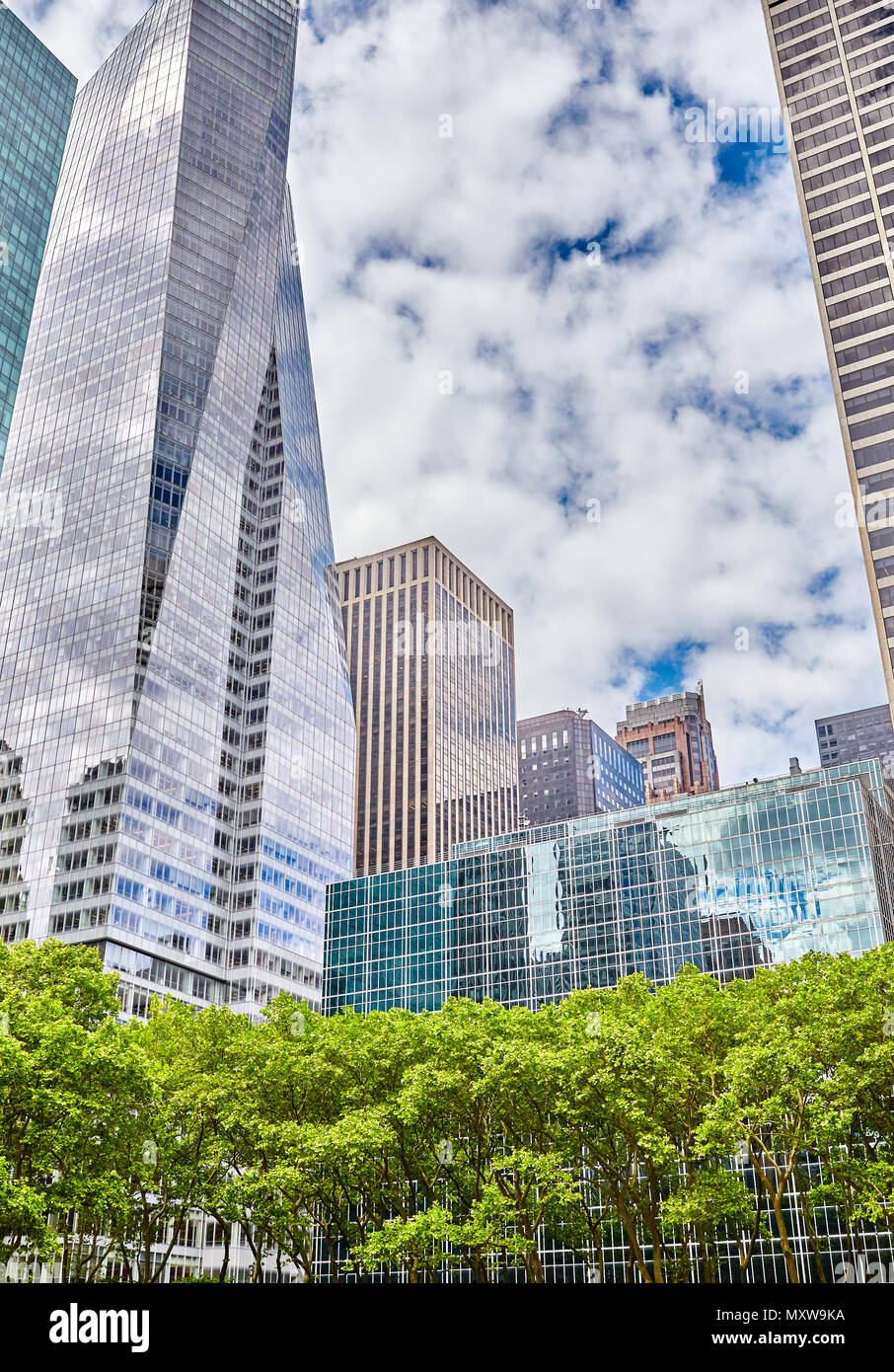 Manhattan moderne Architektur mit der Natur gemischt, New York City, USA Stockfoto