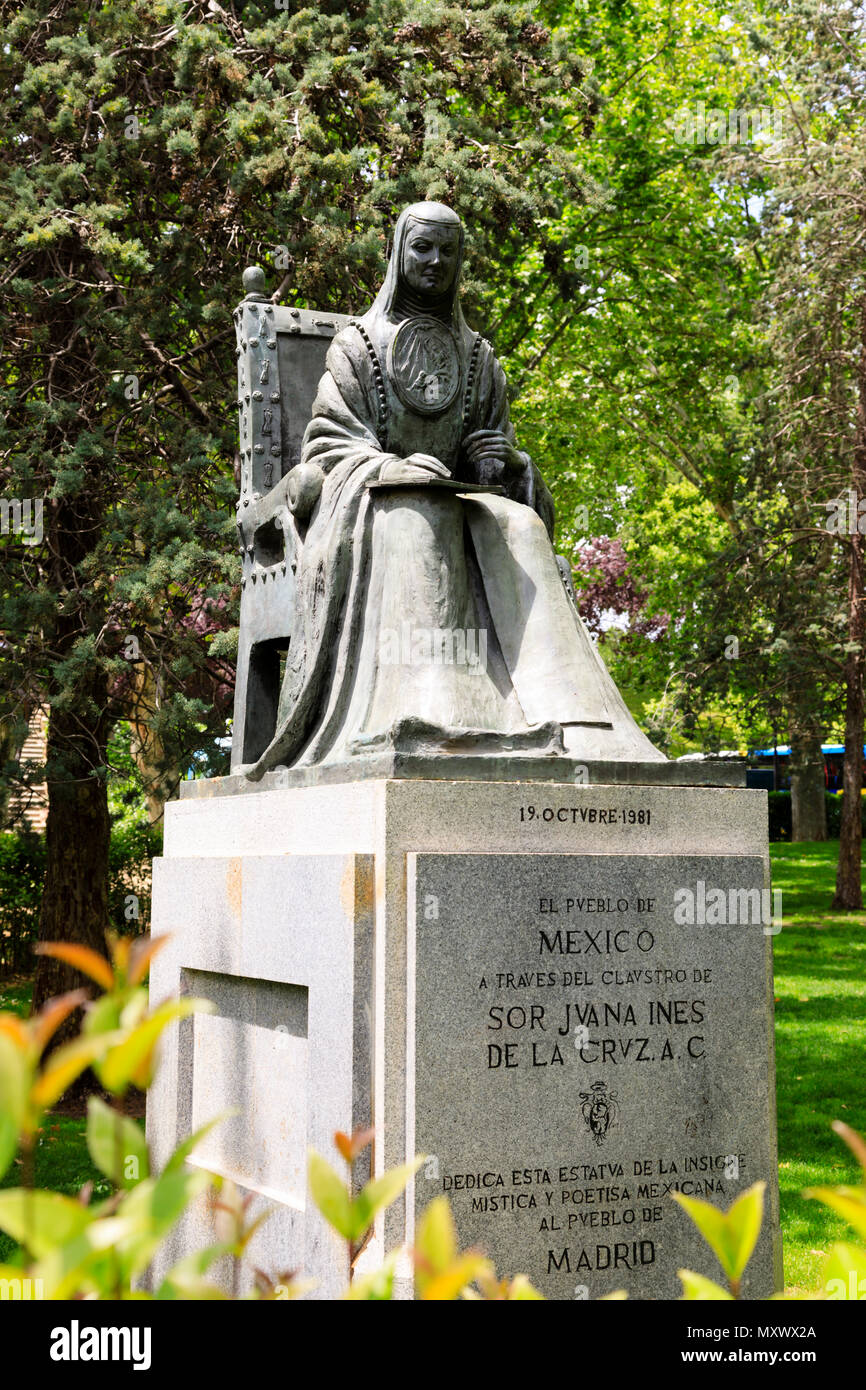 Statue von Sor Juana Ines de la Cruz, Parque Oeste, Madrid, Spanien. Mai 2018 Stockfoto