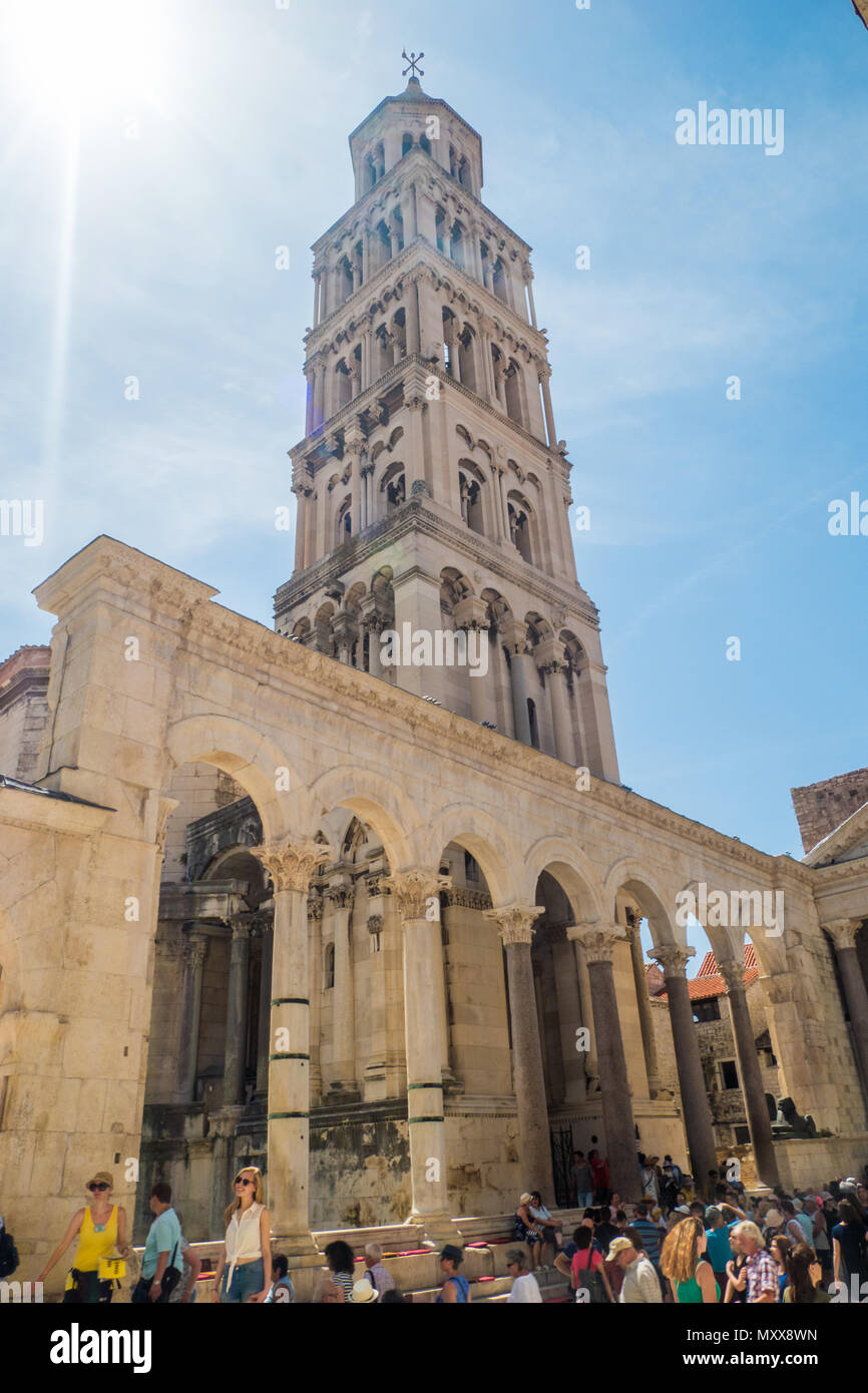 Glockenturm der Kathedrale des Heiligen Domnius Split, Kroatien Stockfoto