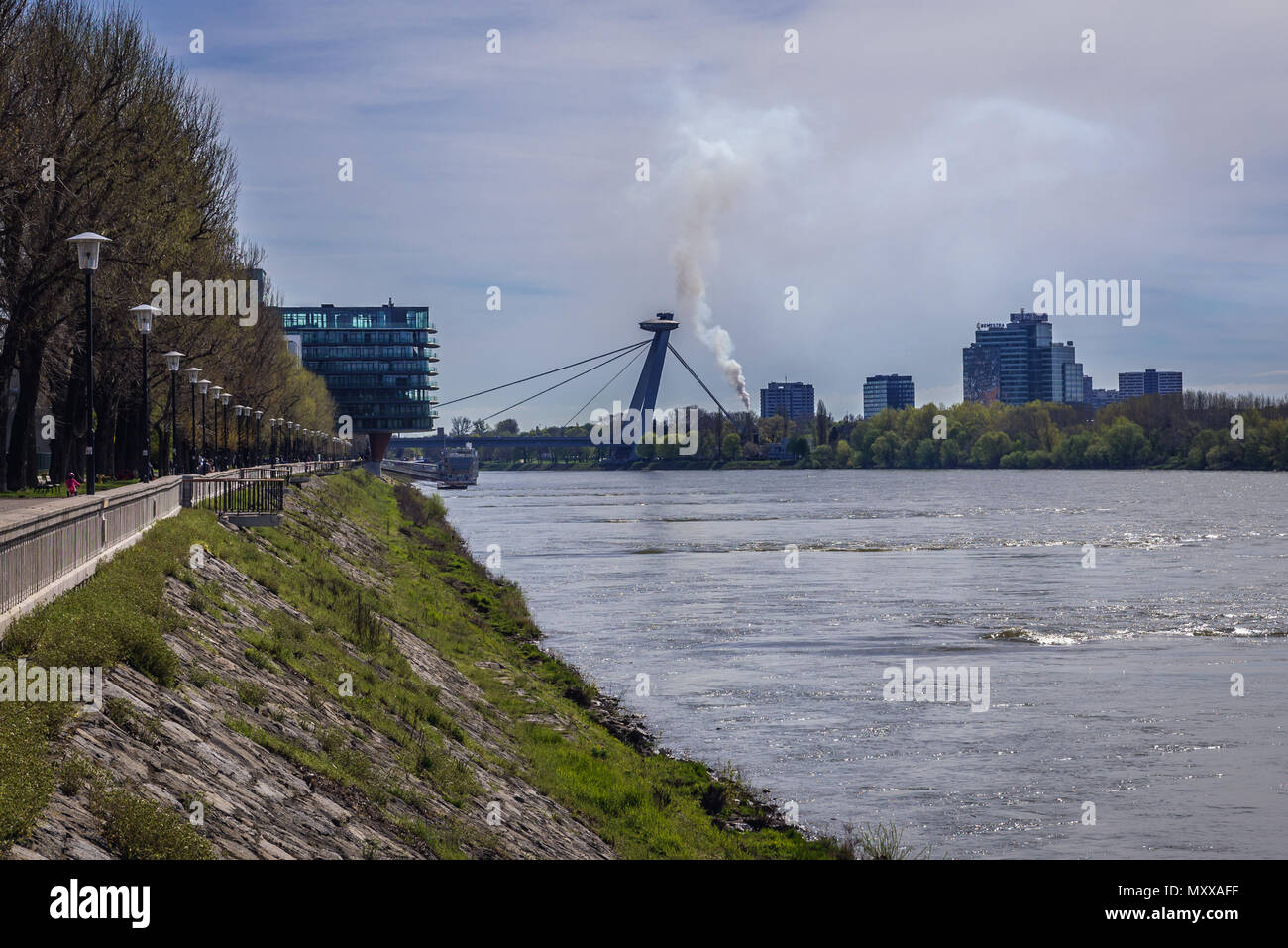 Blick von der Donau in Bratislava, Slowakei Stockfoto