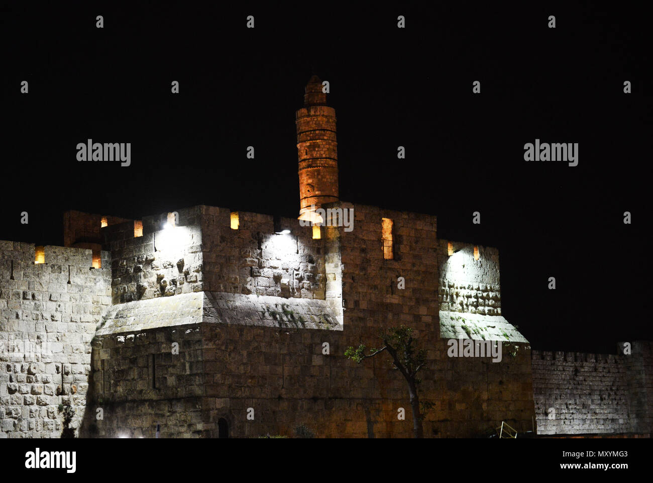 Die Altstadt von Jerusalem Wände in der Nacht. Stockfoto