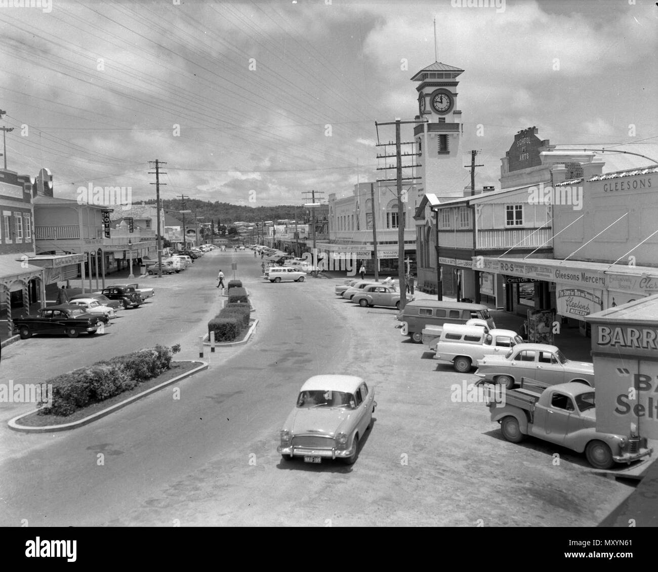 Maryland Street, Stanthorpe, 29. November 1961. Anzeigen von Maryland Street mit Post Office Clock Tower auf der rechten Seite. Stockfoto