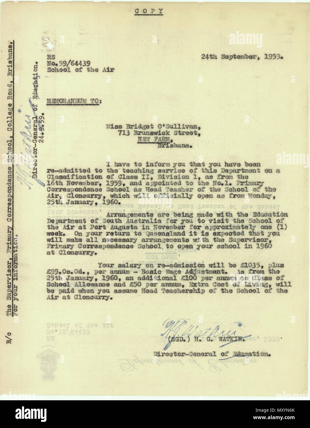 Memo vom Generaldirektor für Bildung zu Bridget O'Sullivan informiert. Die Schule der Luft offiziell eröffnet am 25. Januar 1960. Stockfoto