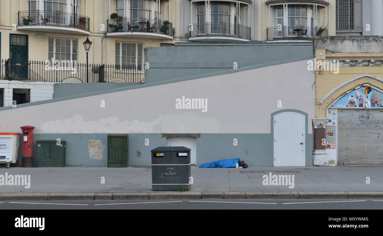 Obdachlosen Schlafen, Hastings, East Sussex, England, Großbritannien Stockfoto