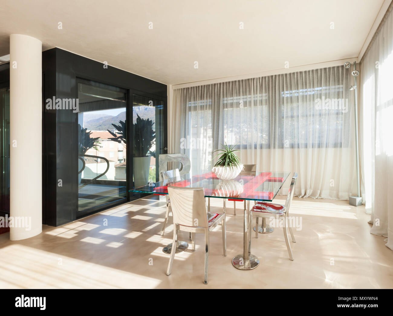 Wohnung in Neubau, komfortablen Speisesaal Stockfoto