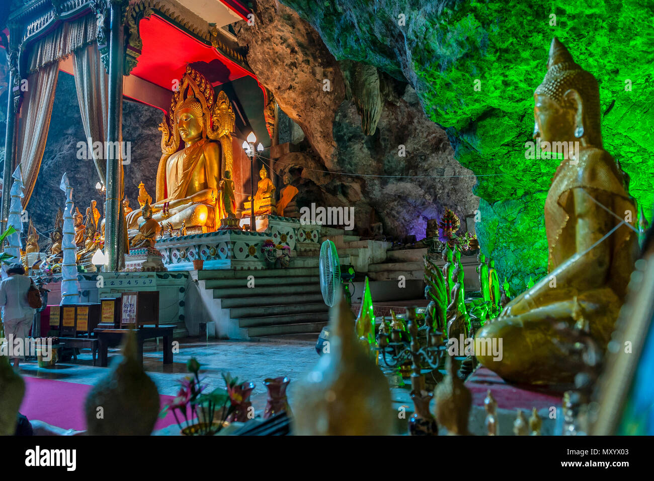 Wat Ban Tham Höhlentempel. Khao Noi, Tha Muang Viertel, 75060Kanchanaburi, Thailand Stockfoto