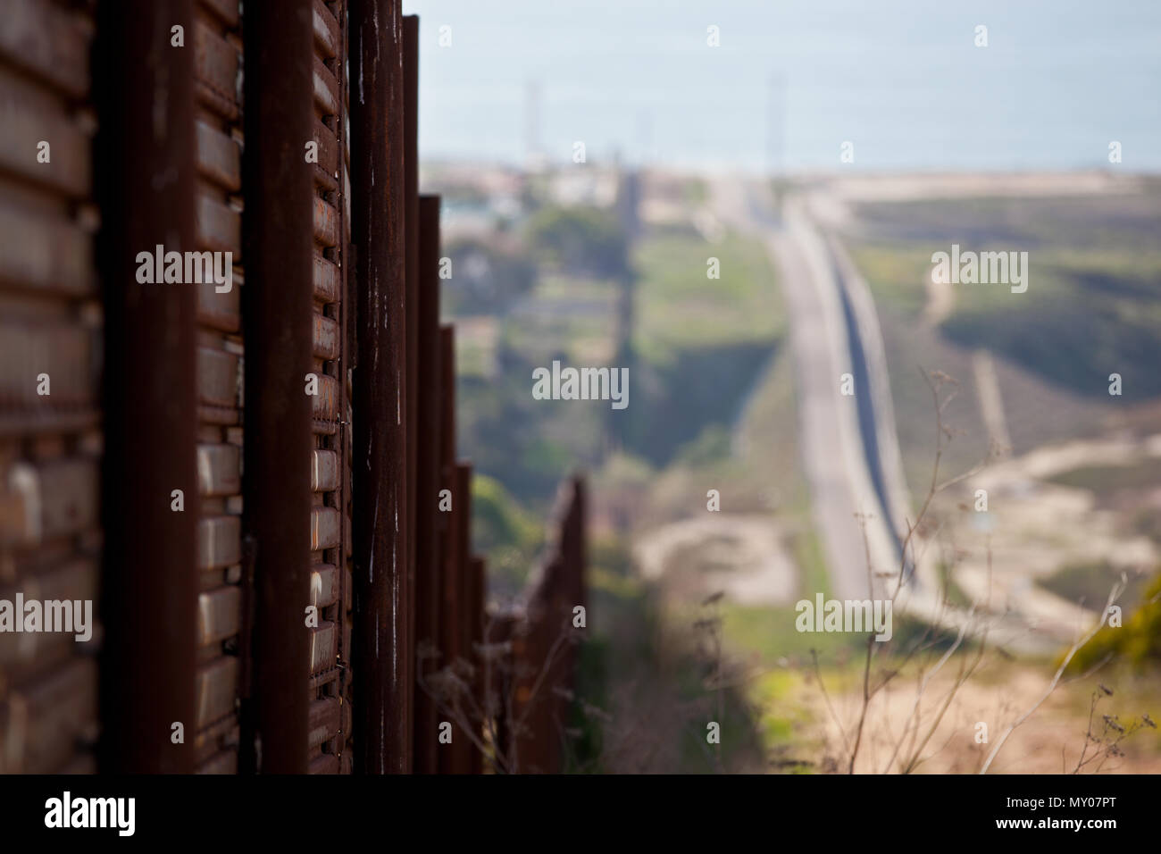 Grenzzaun in der Nähe von San Diego Stockfoto