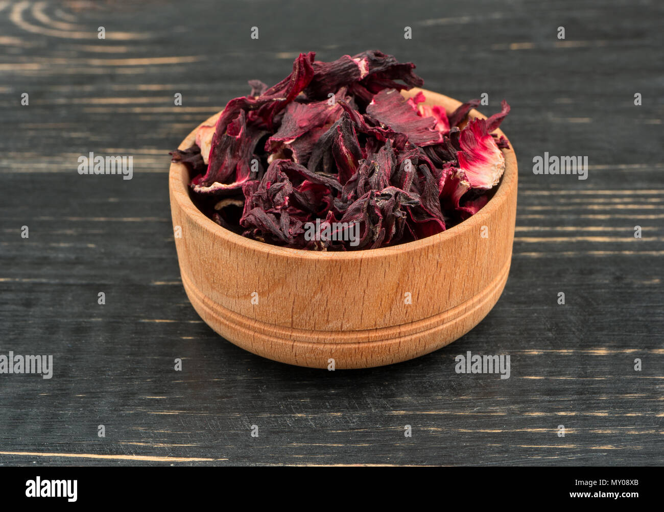 Schüssel trocken karkade Kaffee auf dem Tisch closeup Stockfoto
