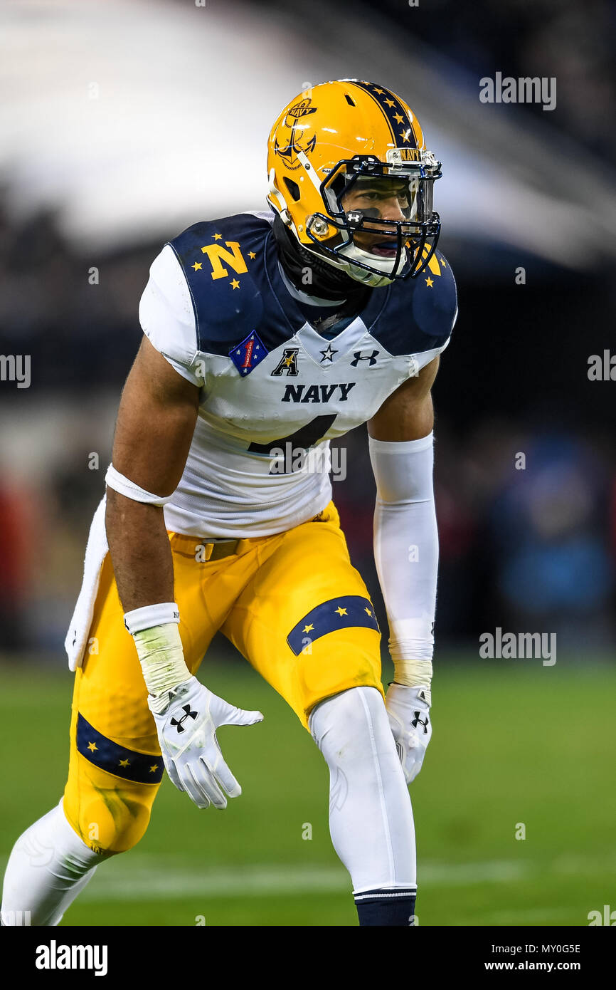 Navy Midshipmen wide receiver Jamir Tillman (4) erwartet die Snap während der Armee, Marine Spiel, 10 Dezember, 2016 bei M&T Bank Stadium in Baltimore, MD. (U.S. Armee Foto von Sgt. Ricky/Freigegeben) Stockfoto