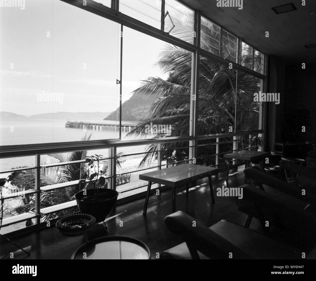 Coral Lounge, South Molle Island, 1965. Der Tourist Resort auf South Molle Island wurde im Jahr 1937 gegründet. Die großen Steg wurde 1961 gebaut und ersetzte einen kleinen Steg, der nur bei Flut verwendet werden könnten. Stockfoto