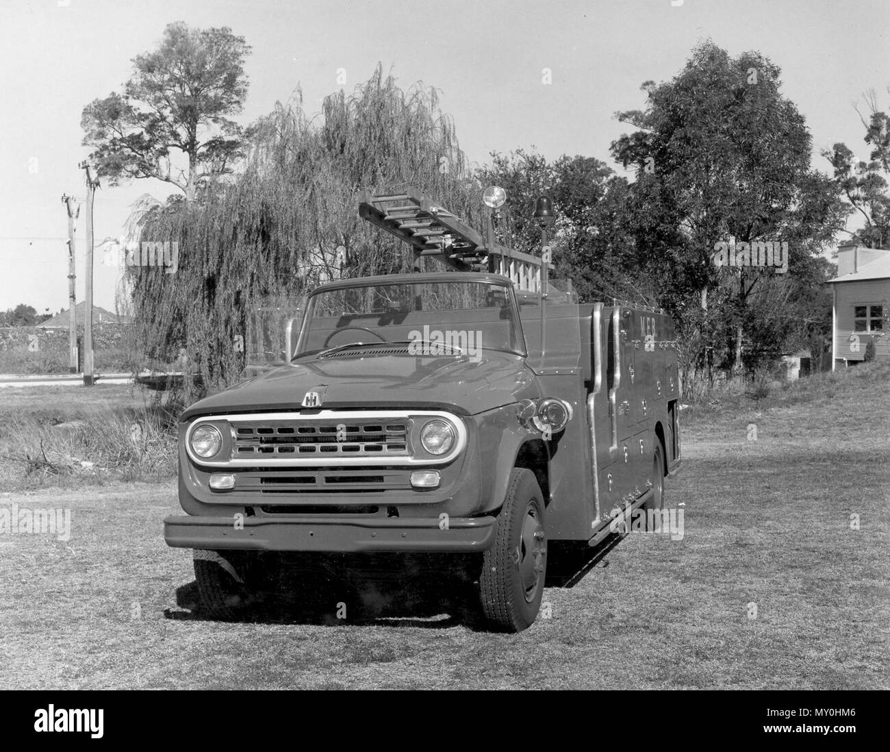 Feuerwehr appliance Auto 11, Maryborough, Juni 1968. International Harvester C-Serie Lkw mit einem wormald Körper für die Mackay Feuerwehr gebaut. Stockfoto