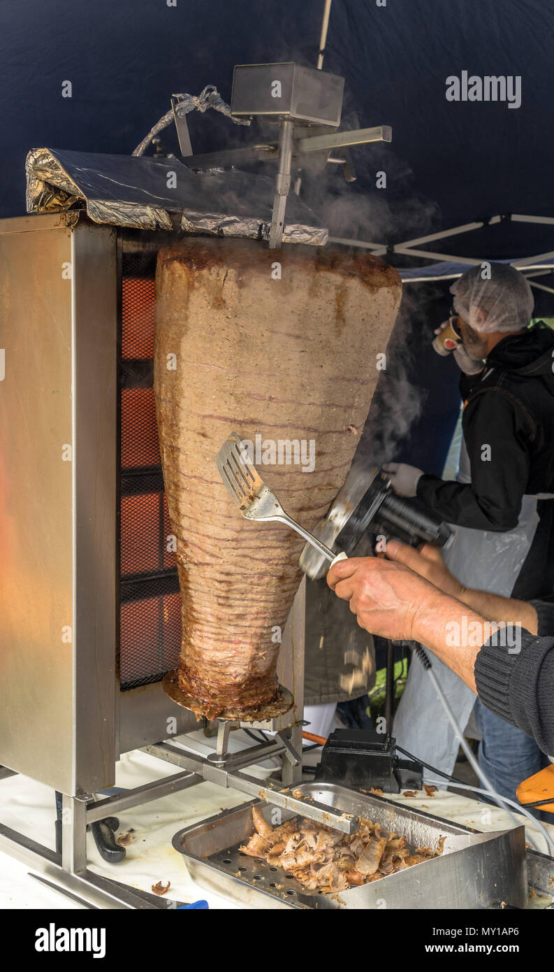 Spieß mit Kebab, Deutschland Stockfoto