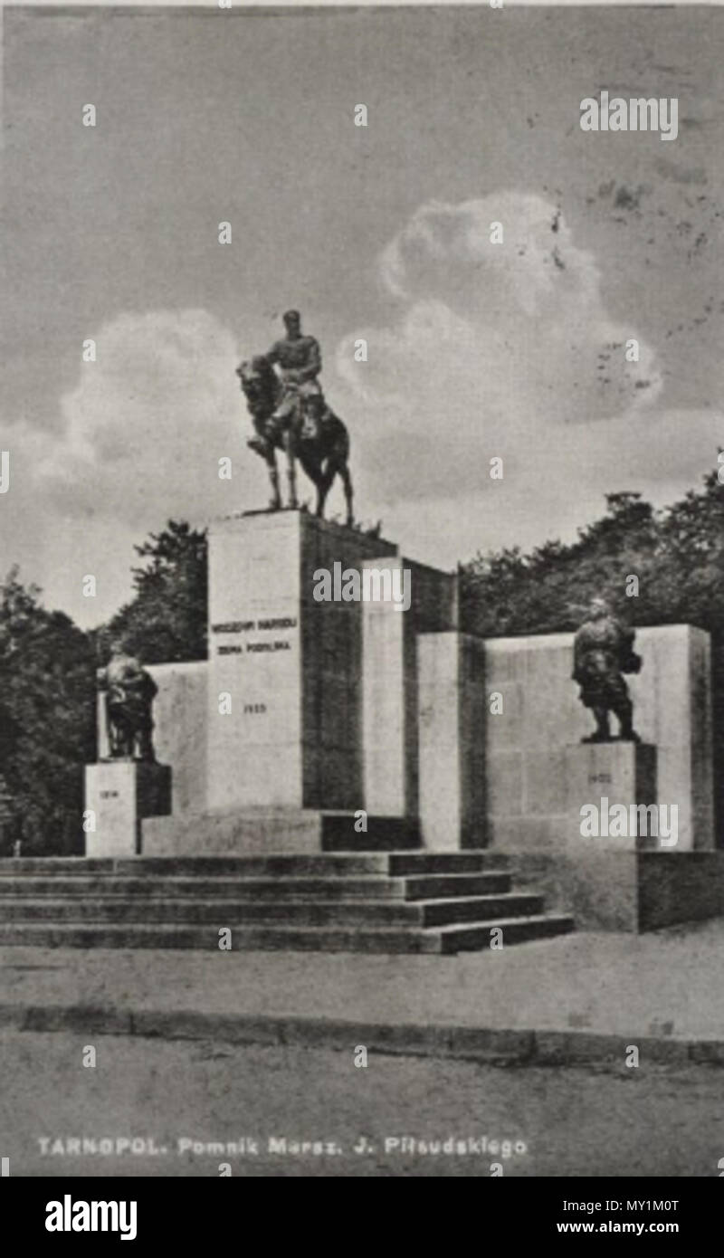 502 Statue von Józef Piłsudski in Tarnopil - 2 Stockfoto