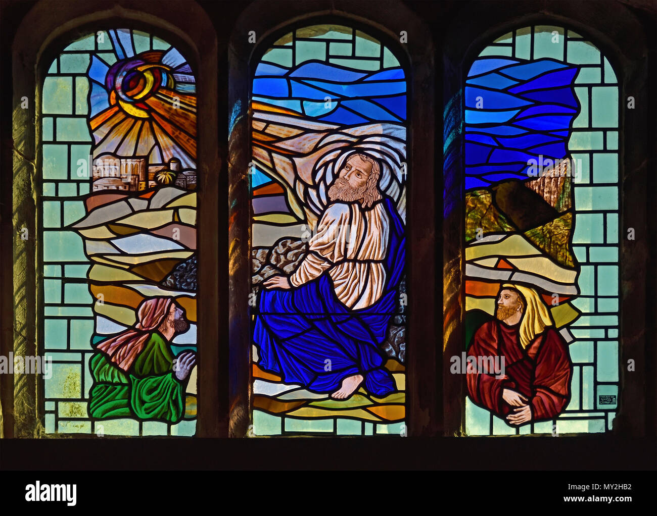Christus mit seinen Jüngern Clerestory Glasfenster, Pfarrkirche St. Kentigern, tolle Crosthwaite, Nationalpark Lake District, Cumbria. Stockfoto