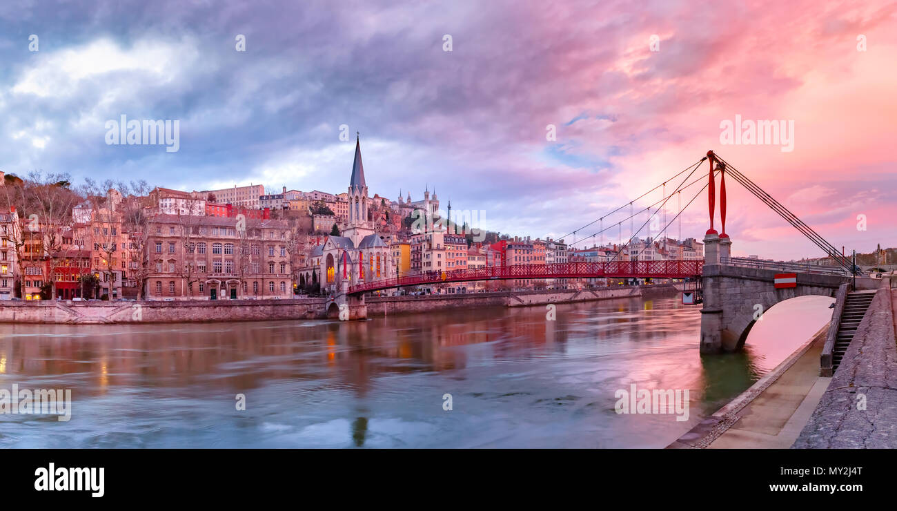 Die Altstadt von Lyon an wunderschönen Sonnenuntergang, Frankreich Stockfoto