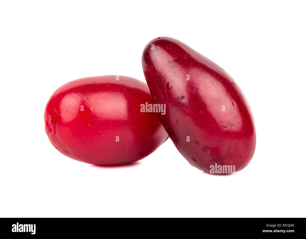 Zwei frische Carneol cherry auf weißem Hintergrund Stockfoto