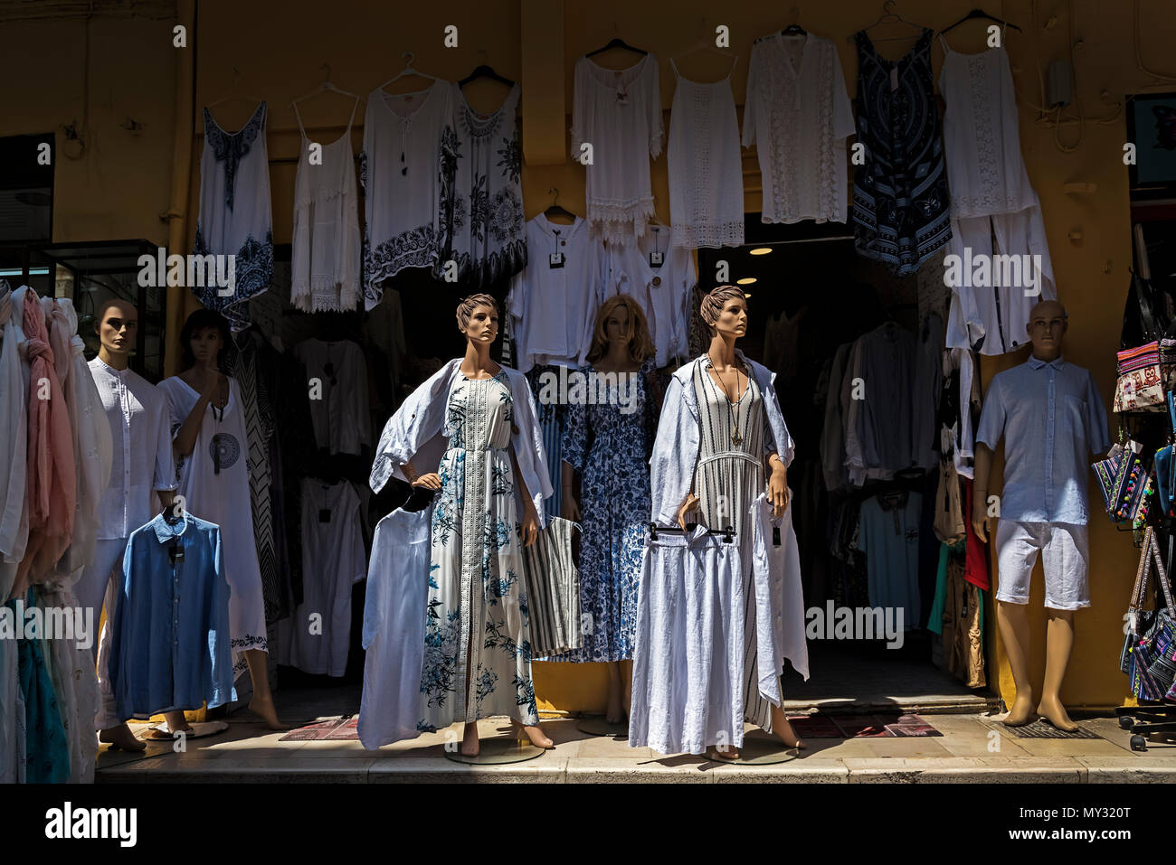 Shop Dummies in Korfu Stadt. Stockfoto