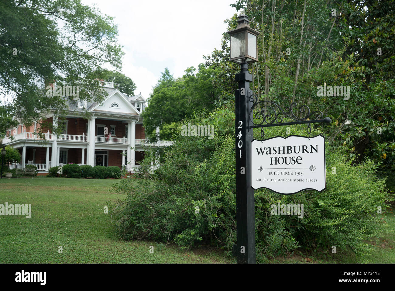 Washburn Haus in Bostic, North Carolina stammt aus der Zeit um 1913 und ist im National Register der Historischen Stätten. Stockfoto