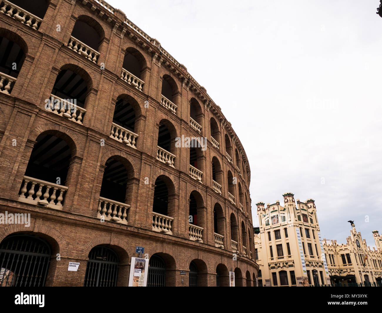 Der stierkampf im spanischen Stil Fassade in Valencia, Spanien Stockfoto
