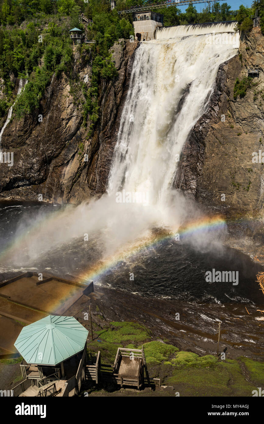 Der Wasserfall Montmorency in Montmorency Falls Park, in Quebec Stockfoto