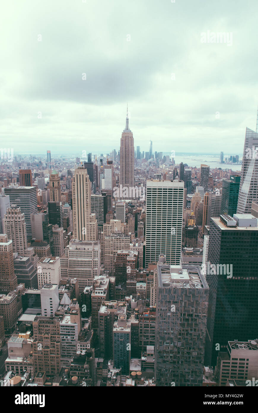 New York Ansicht mit Empire State Building Stockfoto